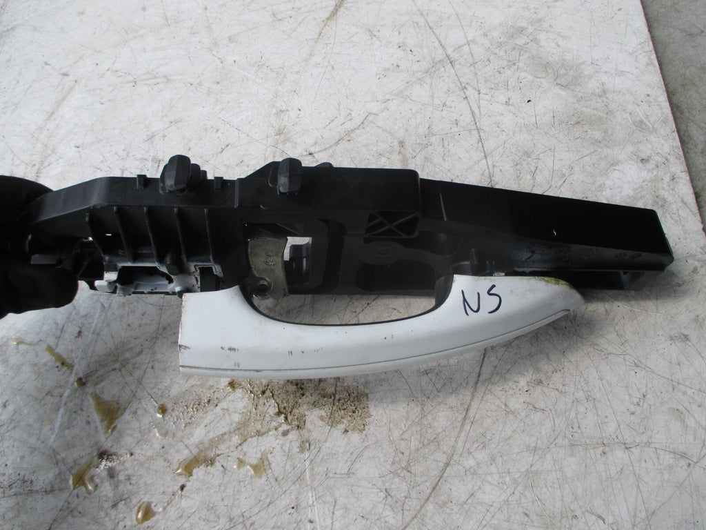 FORD MONDEO MK5 2016 NSR PASSENGER REAR EXERIOR DOOR HANDLE WHITE DS73-F224N03BF