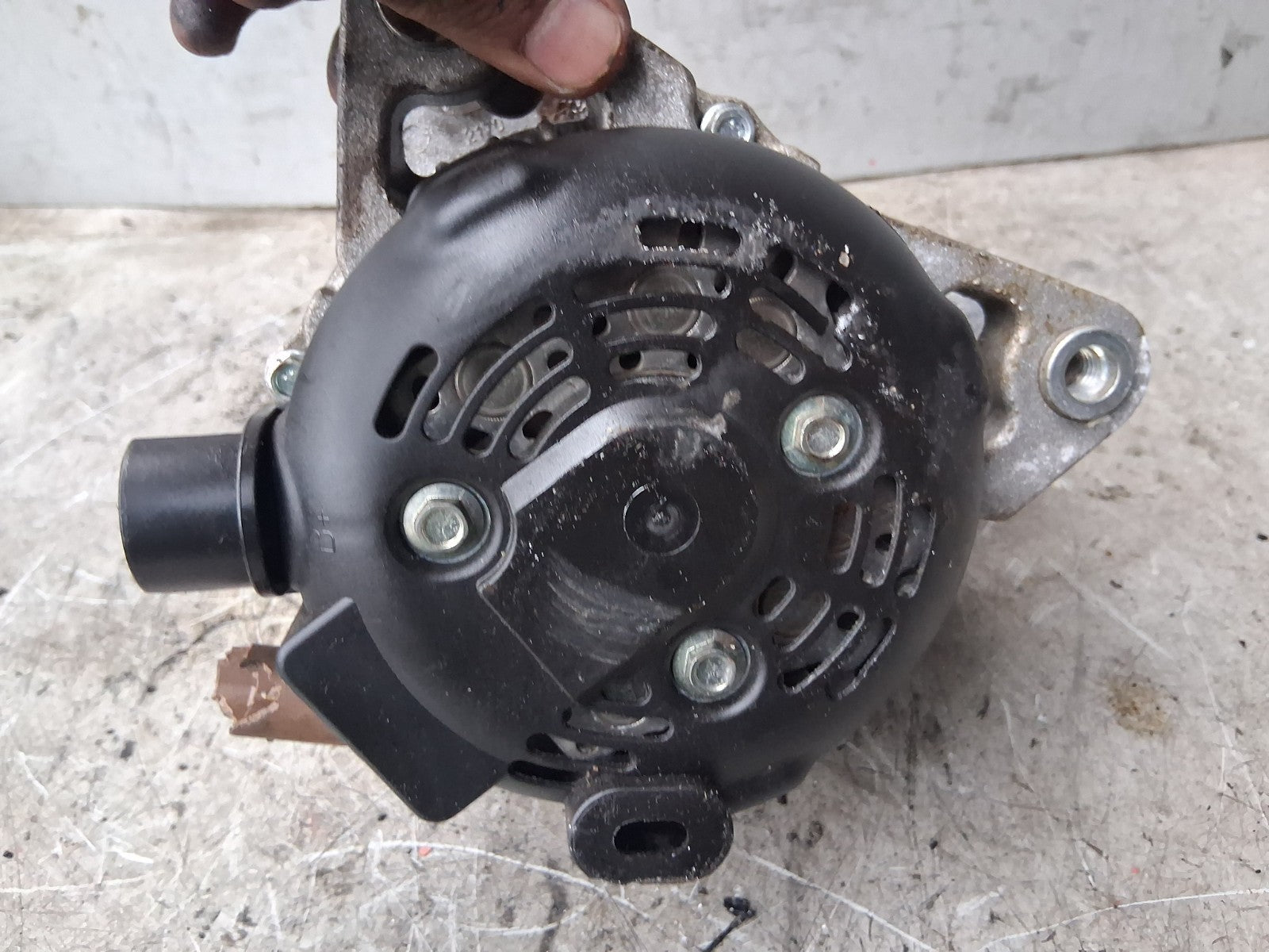 CITROEN C4 MK3 2023 1.2 PETROL ALTERNATOR 9835688980