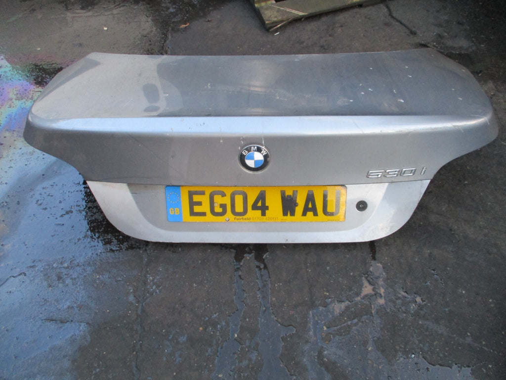 2004 BMW 5 SERIES E60 SALOON REAR COMPLETE TAILGATE BOOTLID SILVER