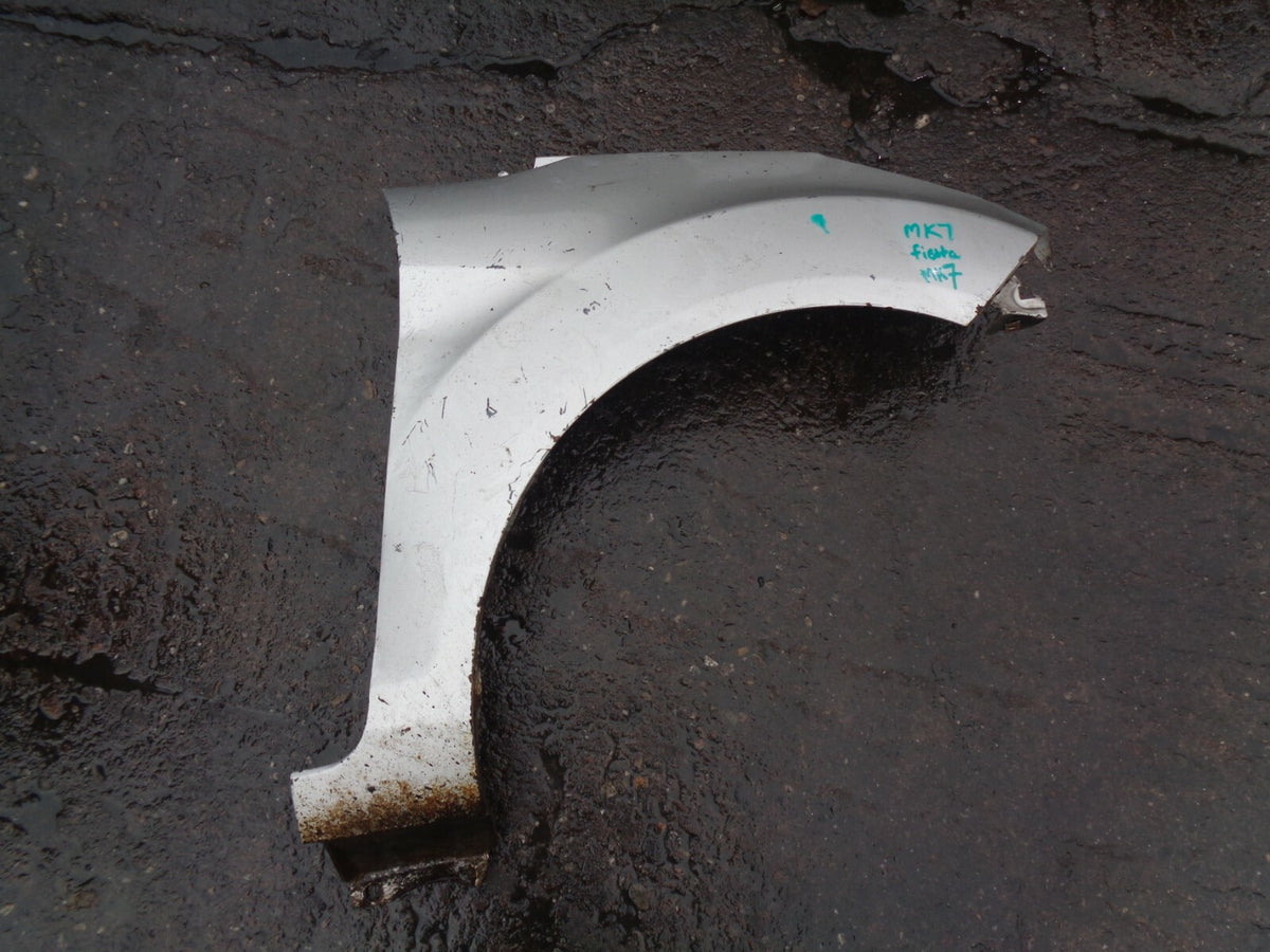 FORD FIESTA MK7 2008-2017 OS DRIVER SIDE WING PANEL SILVER