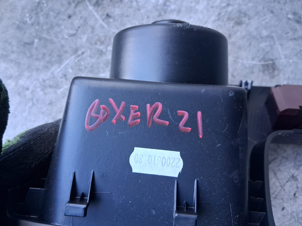 2021 PEUGEOT BOXER MK3 HAZARD SWITCH POWER SOCKET TRIM PANEL 7355861650