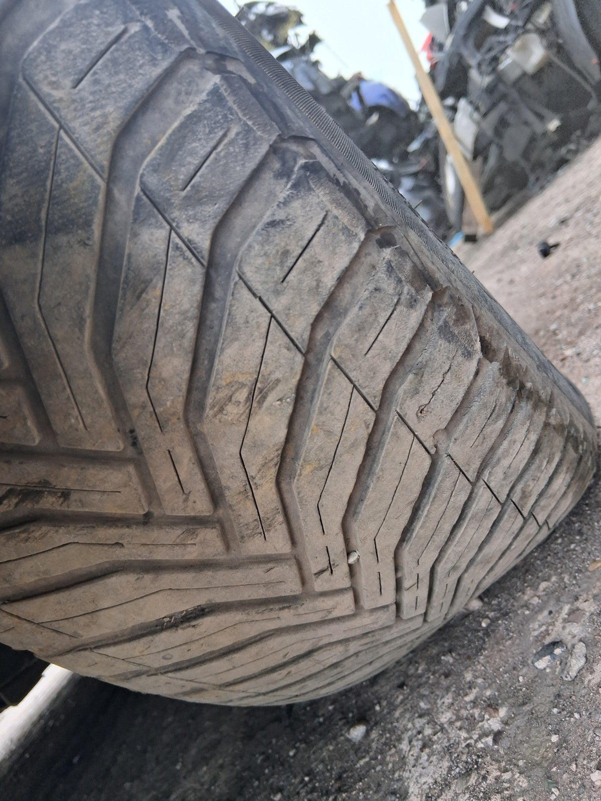 2019 FIAT 500L HATCH 16 INCH SINGLE ALLOY WHEEL WITH TYRE 205/55R16 REF 3