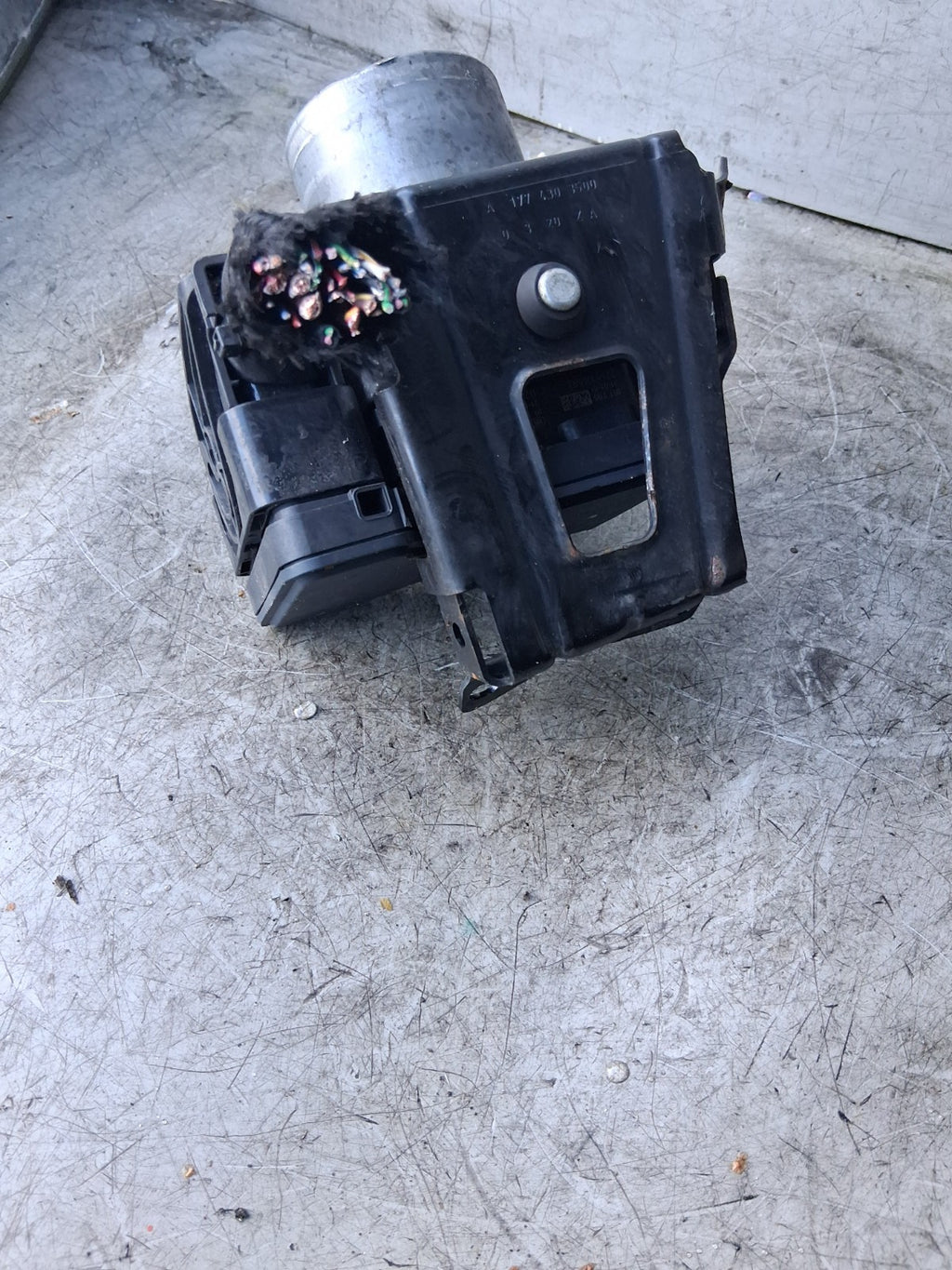 2021 MERCEDES A CLASS ABS PUMP A1774303500