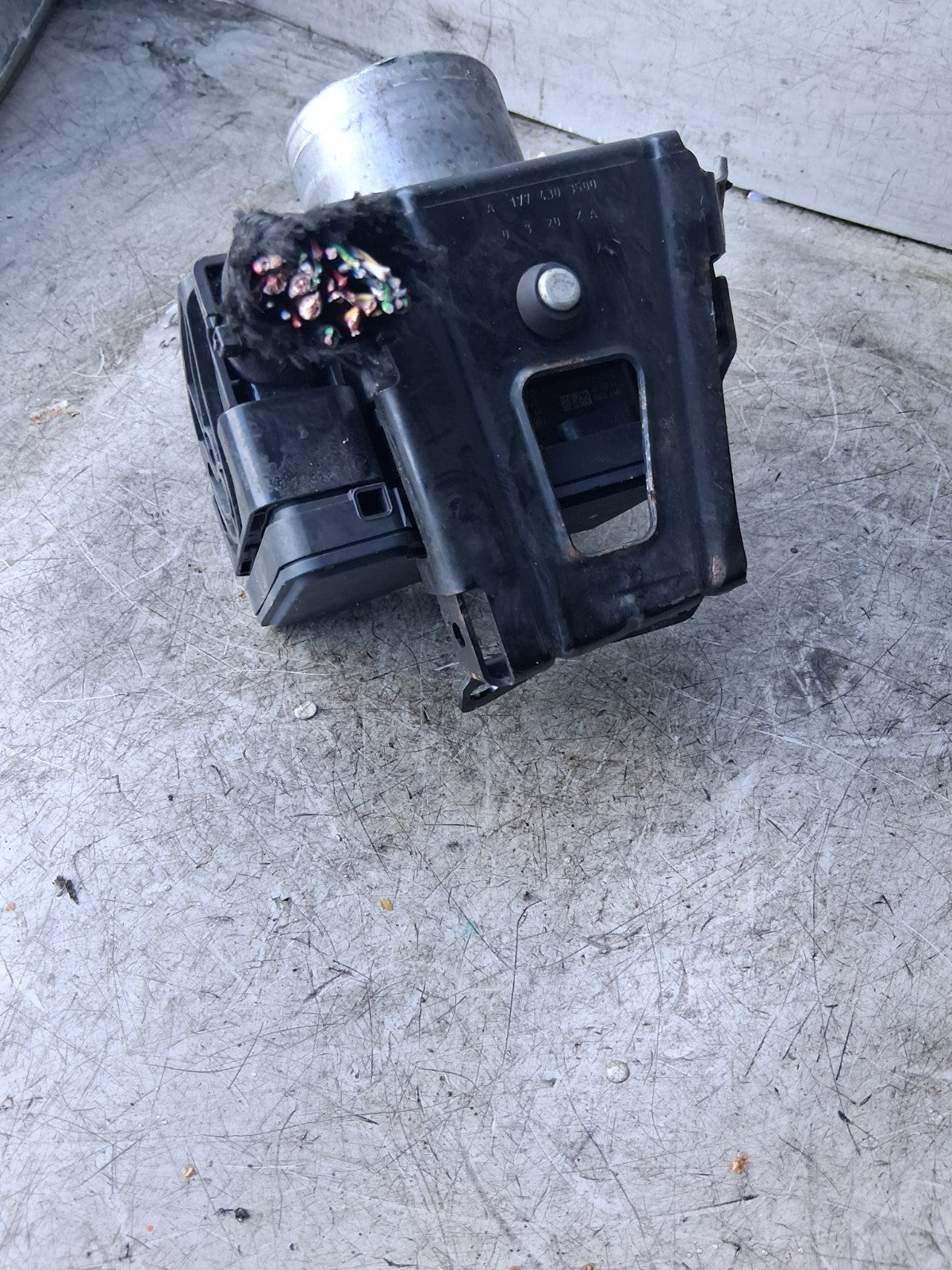 2021 MERCEDES A CLASS ABS PUMP A1774303500