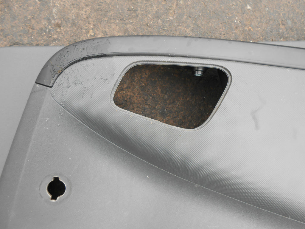 FIAT FIORINO 225 2011 OS DRIVER SIDE GREY PLASTIC DOOR CARD INTERIOR PANEL