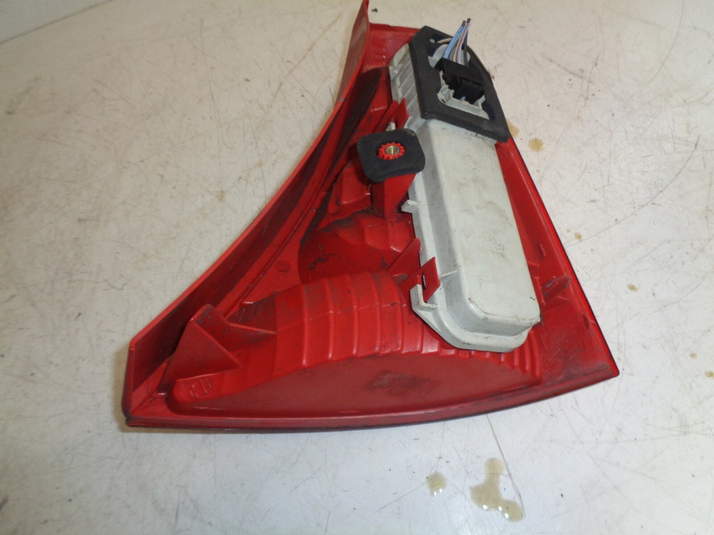 RENAULT CLIO 2004 MK2 NSR PASSENGER SIDE REAR TAILLIGHT TAILLAMP