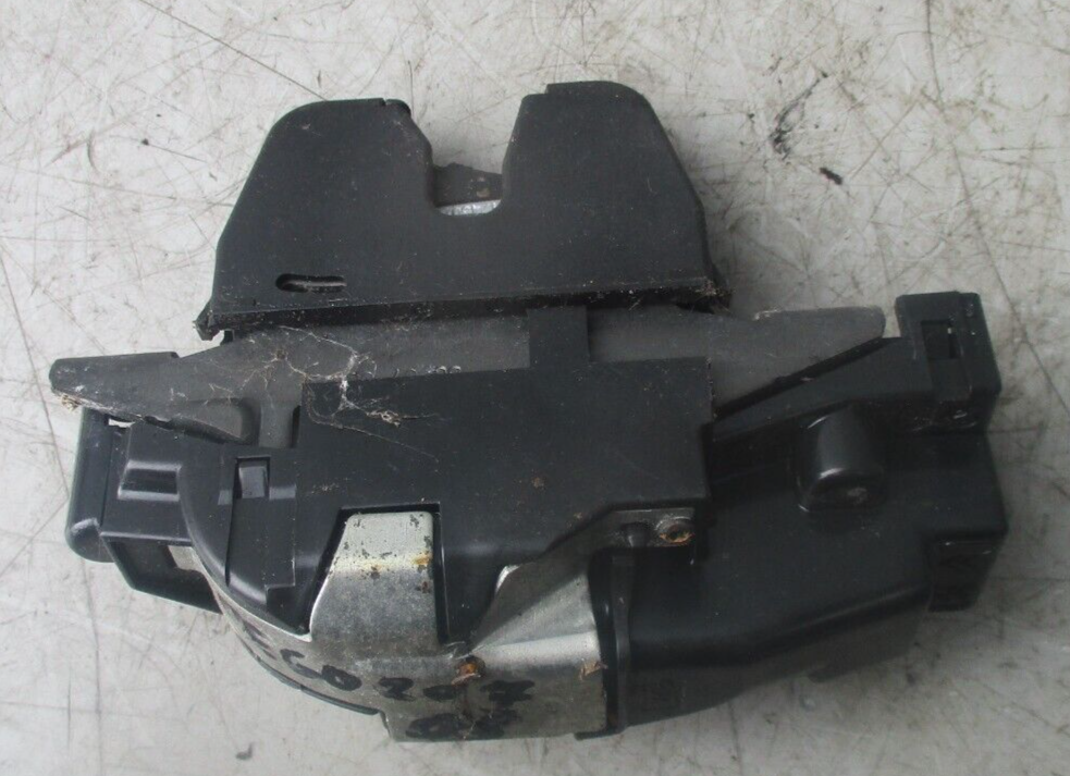 PEUGEOT 207 2008 REAR BACK BOOT TAILGATE LOCK CATCH MECHANISM 9660403980