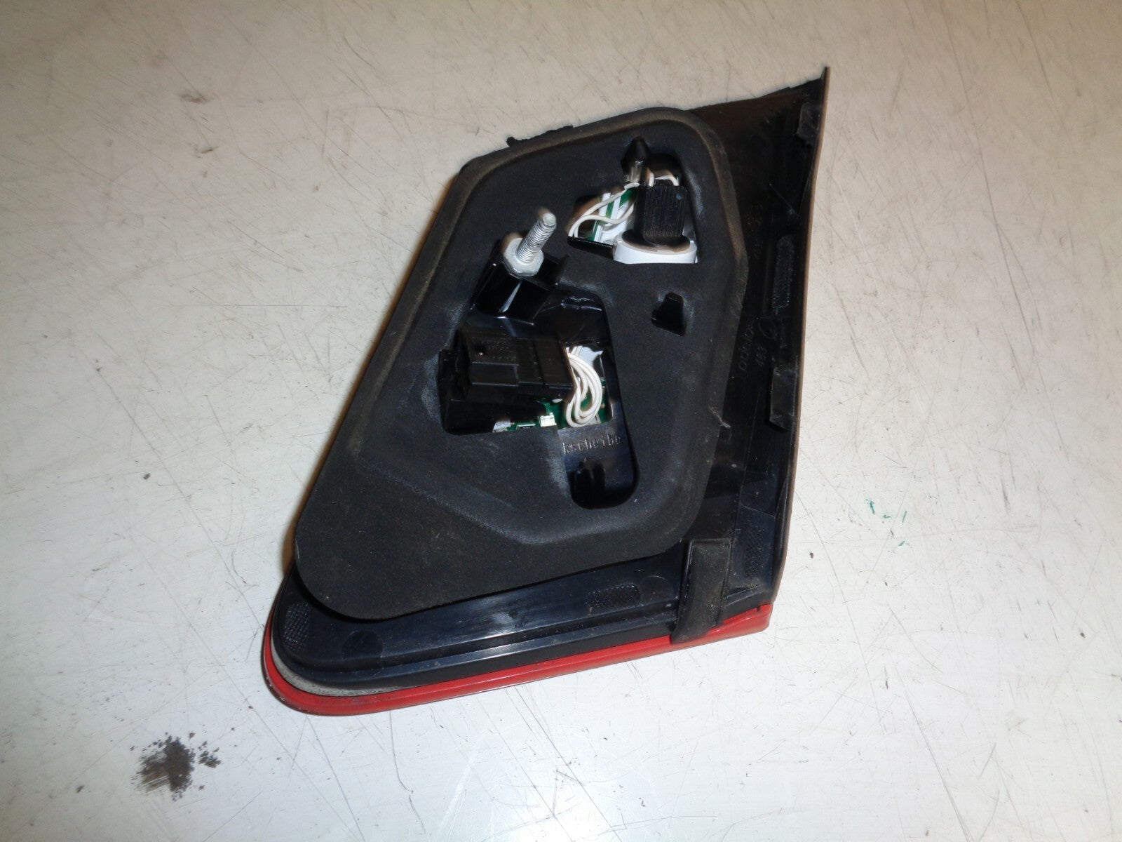 MERCEDES E CLASS W212 PASSENGER SIDE REAR INNER TAILGATE TAILLIGHT A2129060358