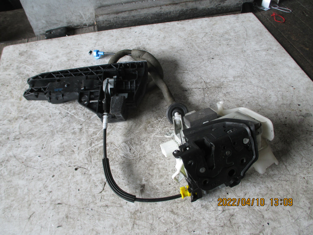 AUDI A1 2015 5 DOOR 8X OSF DRIVER SIDE FRONT DOOR LOCK MECHANISM