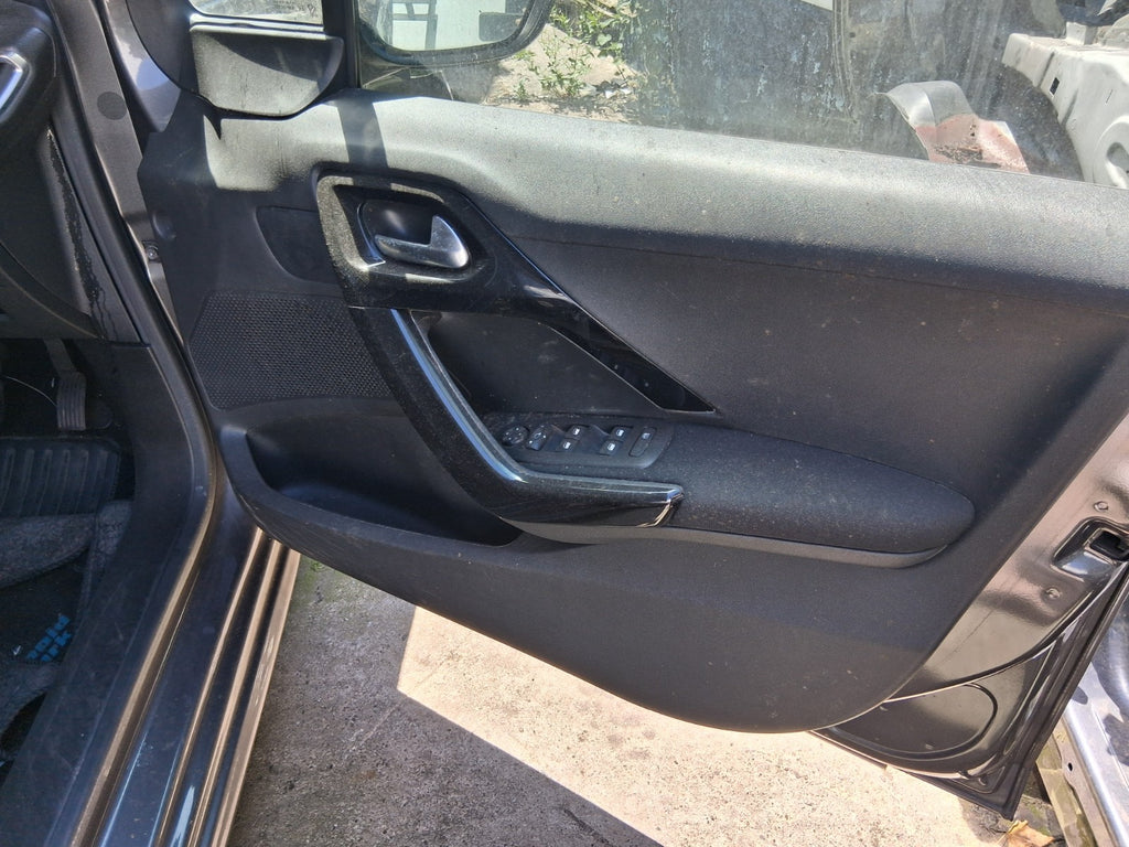 2019 PEUGEOT 208 MK1 OSF DRIVER SIDE FRONT RIGHT DOOR CARD