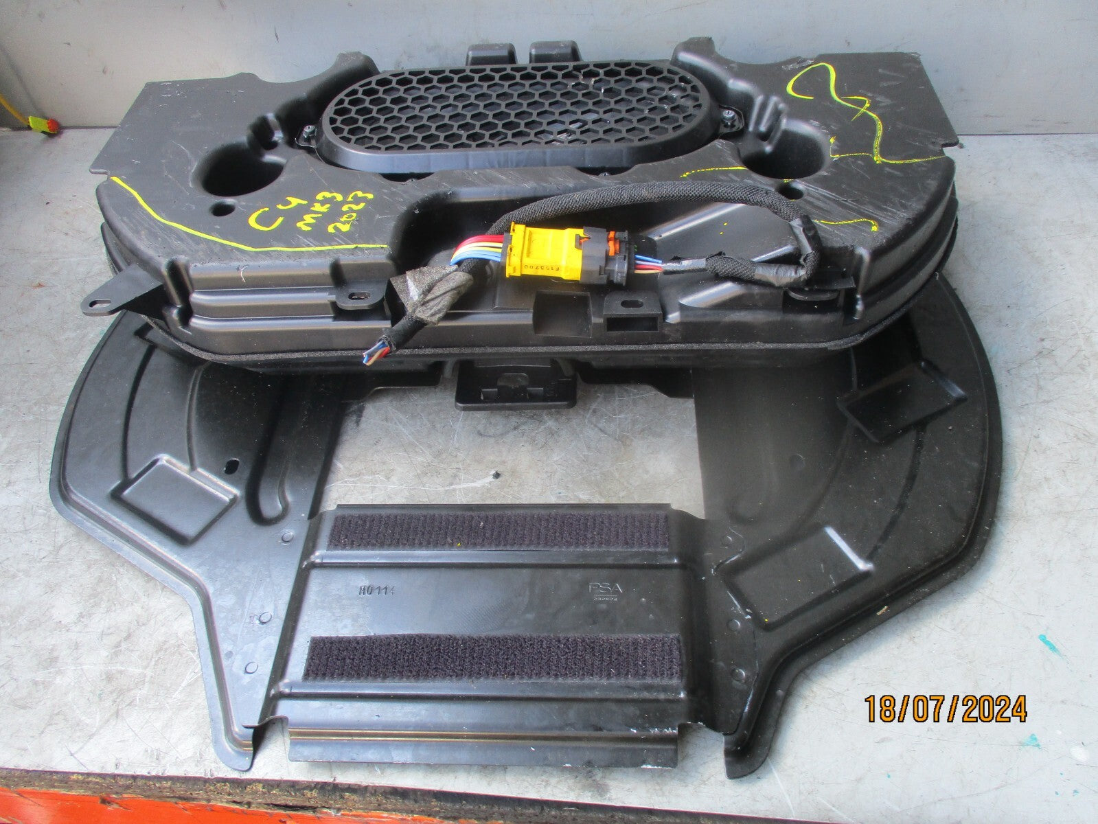 CITROEN C4 MK3 2023 SUBWOOFER SPEAKER 9834131280