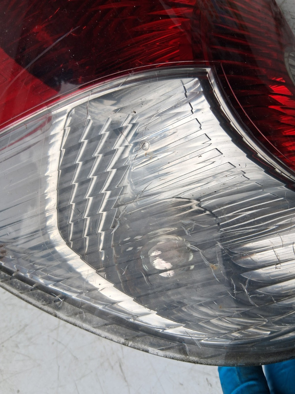 2004 BMW X3 E83 OSR DRIVER SIDE REAR TAIL LIGHT LAMP 3414400