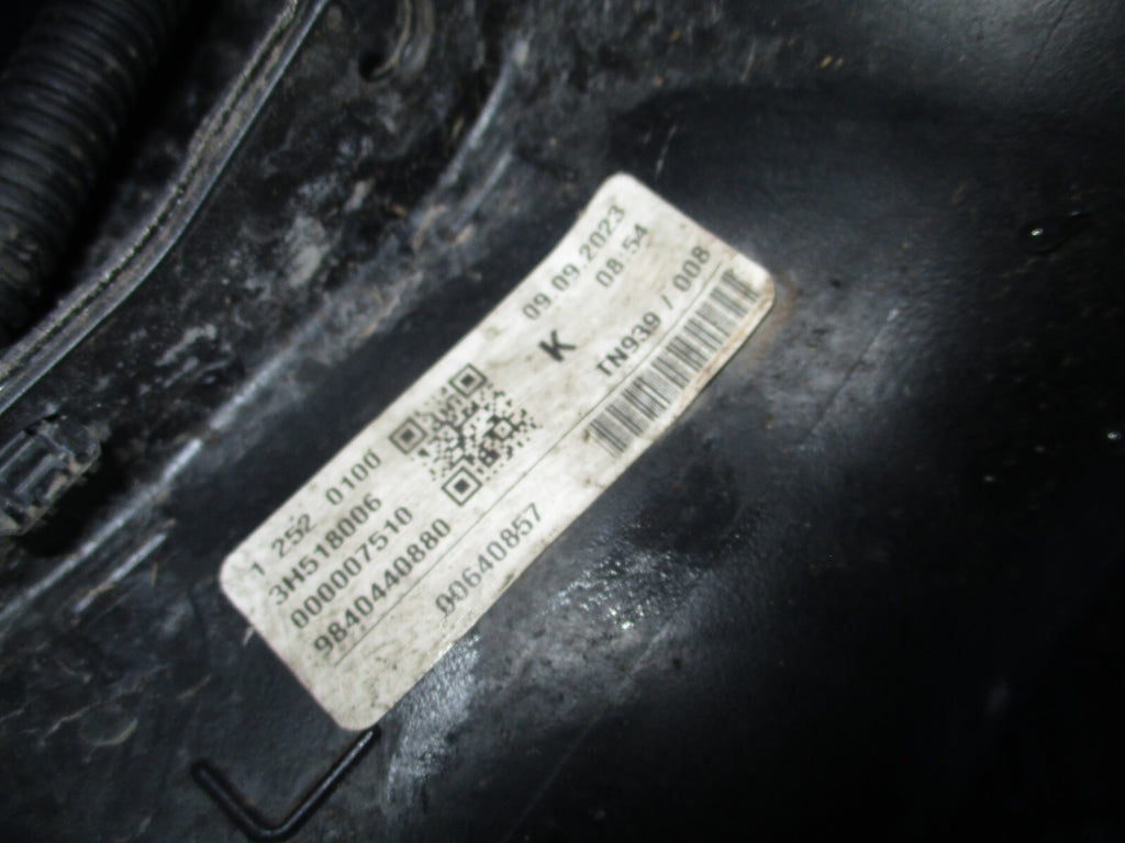 2023 VAUXHALL ASTRA L MK8 1.2 PETROL FUEL TANK RESERVOIR 9840440880