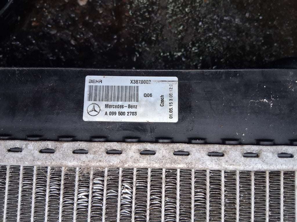 2009 MERCEDES BENZ C CLASS W204 RADIATOR PACK A0995002703