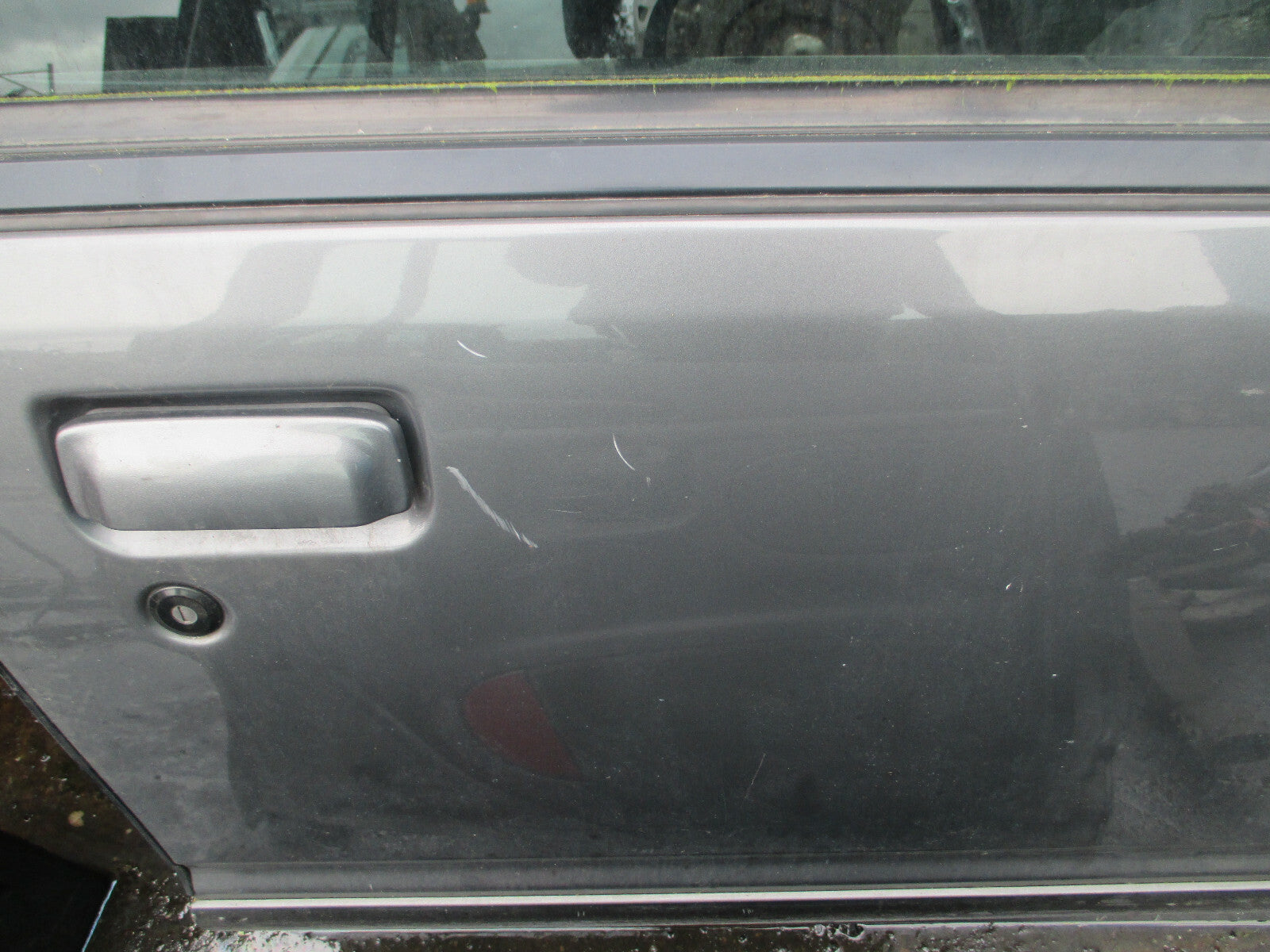 FORD EXPLORER 2000 OSF DRIVER SIDE FRONT COMPLETE DOOR PLATINUM METALLIC