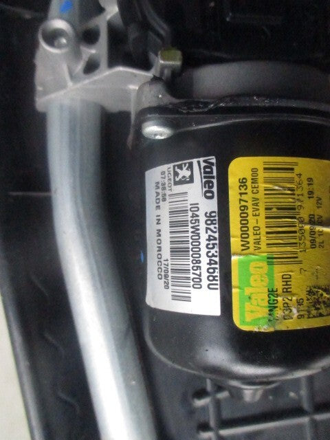 2007 VAUXHALL CORSA FRONT WINDSCREEN WIPER MOTOR AND LINKAGE 9824534680