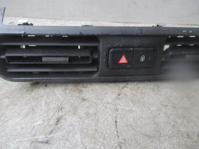 2021 CITROEN BERLINGO AIR VENT GRILL 9817042977