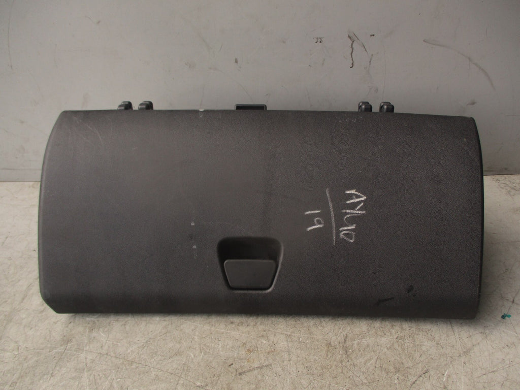 2019 TOYOTA AYGO MK2 DASHBOARD GLOVEBOX COMPARTMENT 48855M