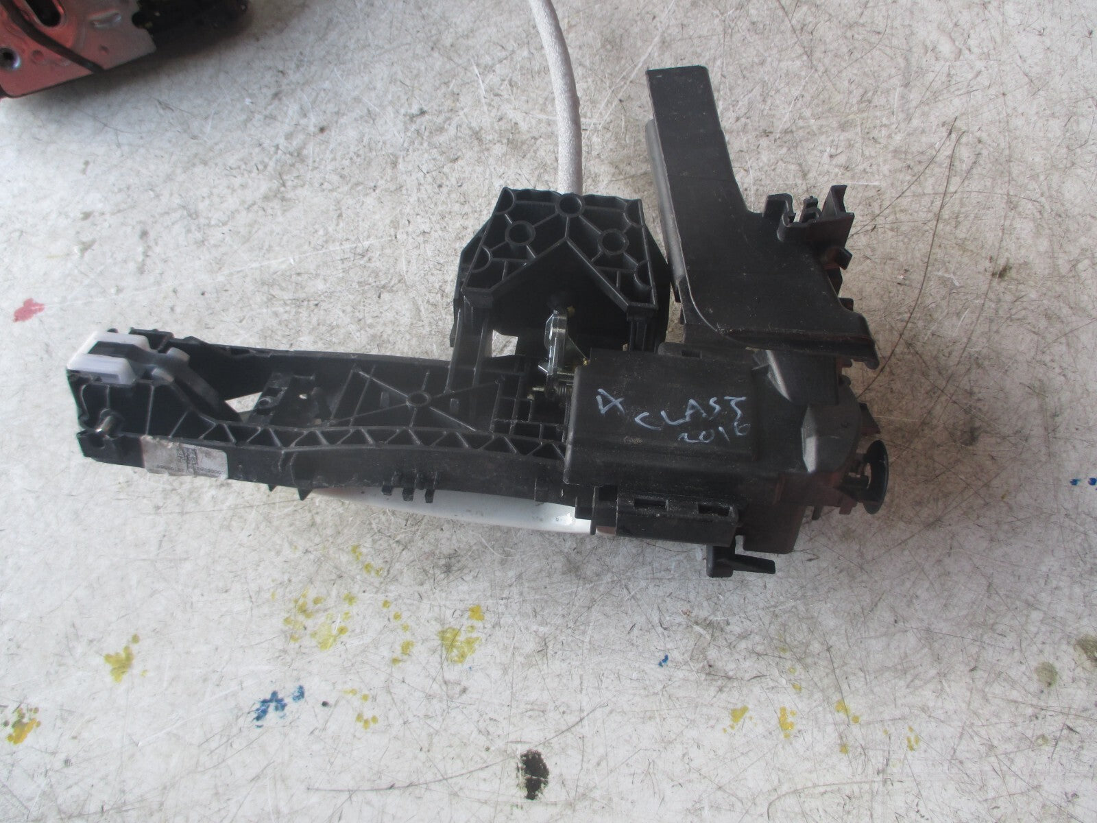 MERCEDES BENZ A CLASS W176 2016 NSF PASSENGER FRONT DOOR LOCK HANDLE A1667200735