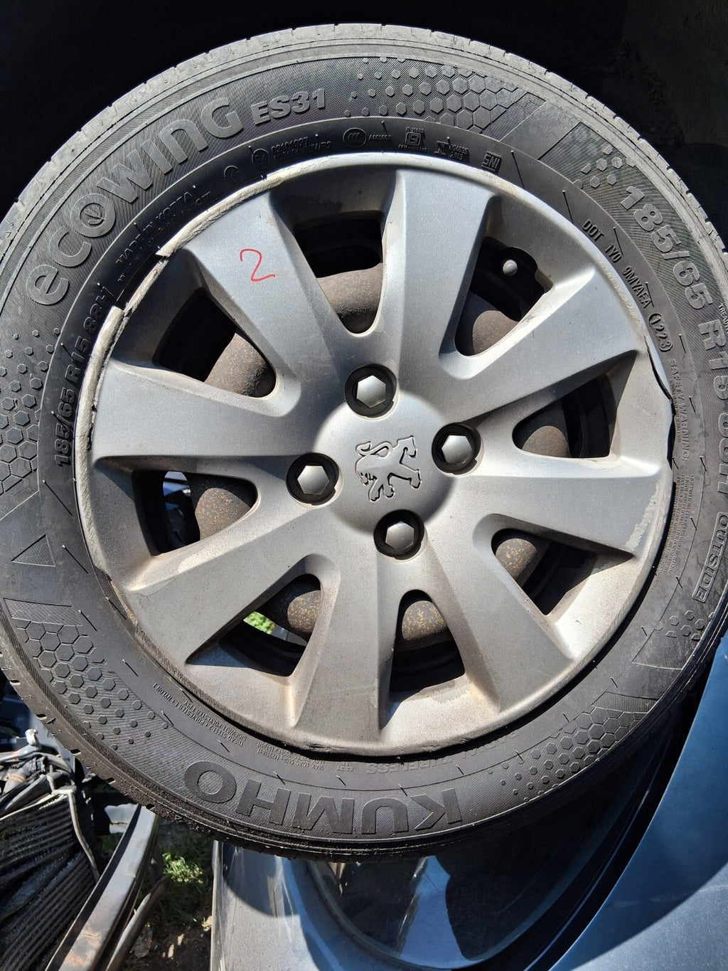 2009 PEUGEOT 207 15 INCH STEEL WHEEL WITH WHEEL CUP COVER TYRE 185/65R15