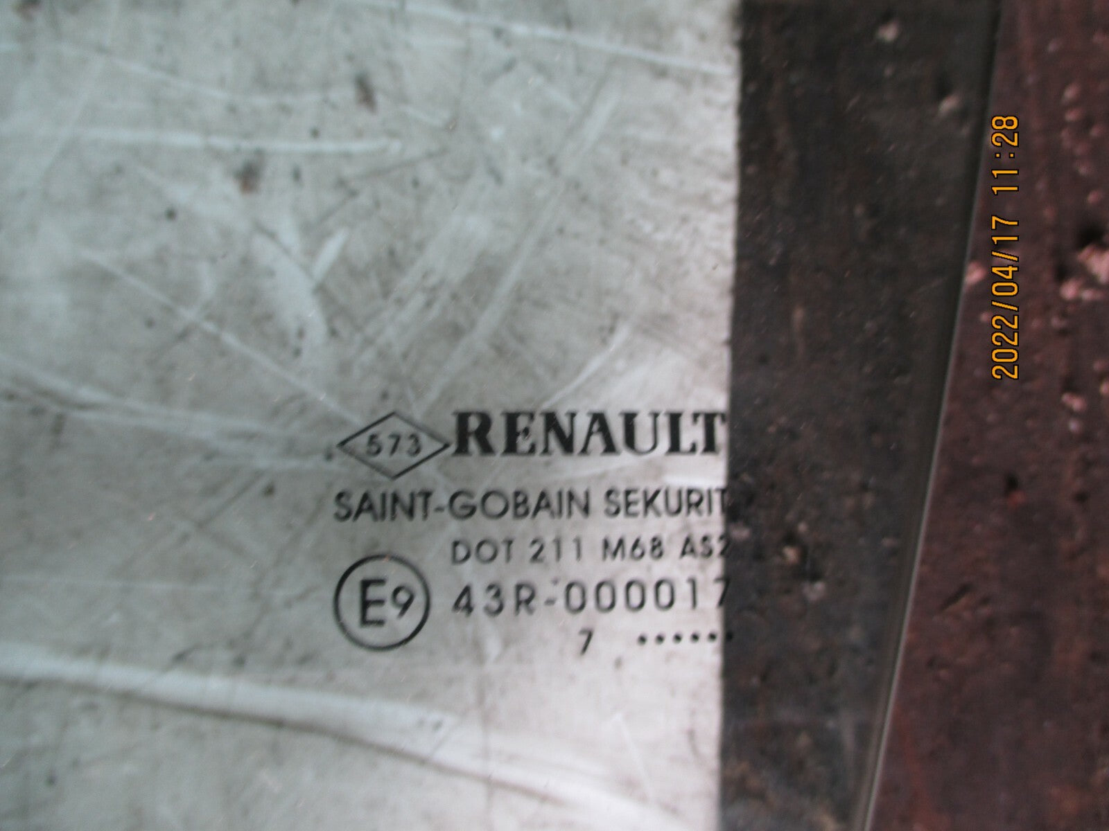 RENAULT MEGANE CC 2007 MK2 NSF FRONT PASSENGER SIDE WINDOW GLASS