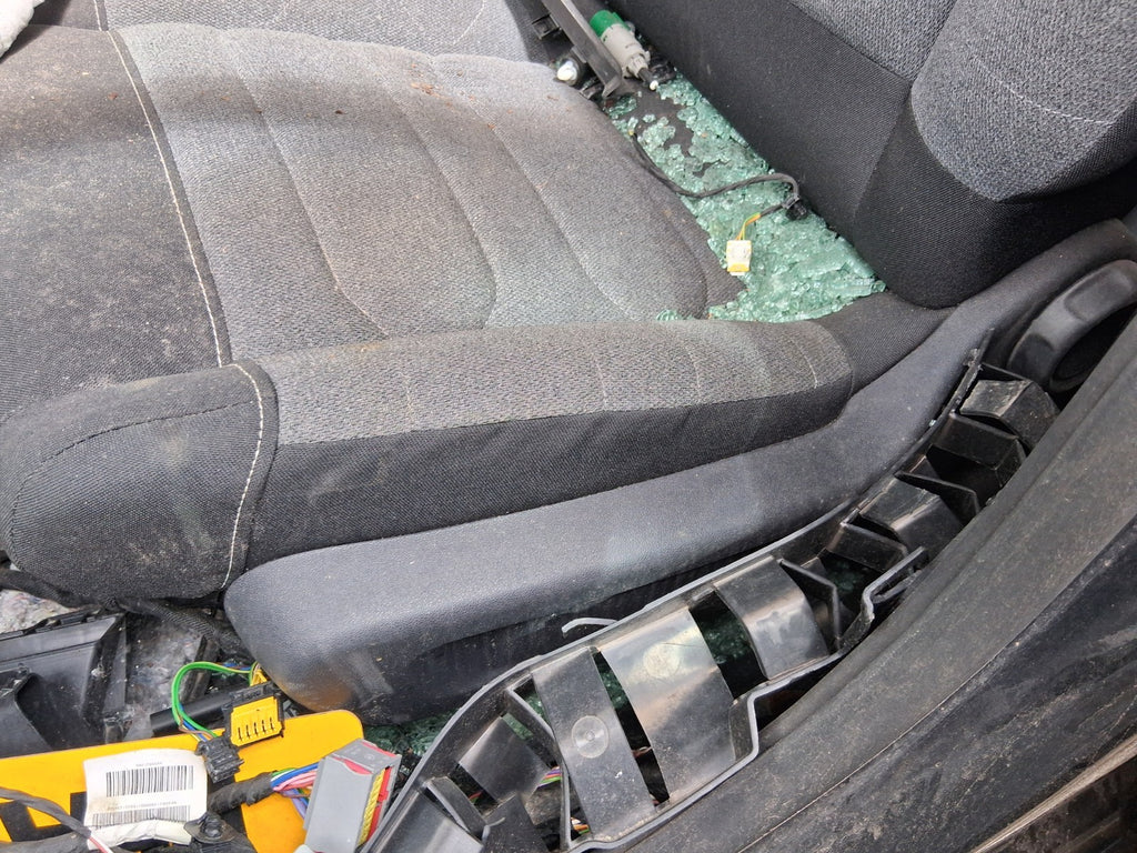 2021 CITROEN C3 MK3 NSF PASSENGER SIDE FRONT LEFT COMPLETE SEAT