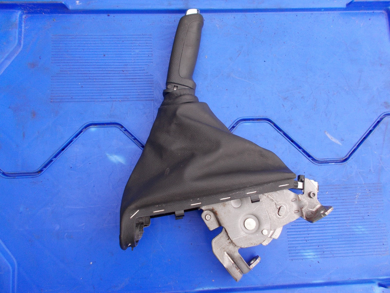 2009 VAUXHALL CORSA D HANDBRAKE LEVER & GAITER 644194110