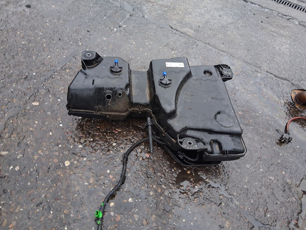 2023 VOLKSWAGEN TIGUAN MK2 2.0 DIESEL AD BLUE ADBLUE TANK RESERVOIR 5QF131877