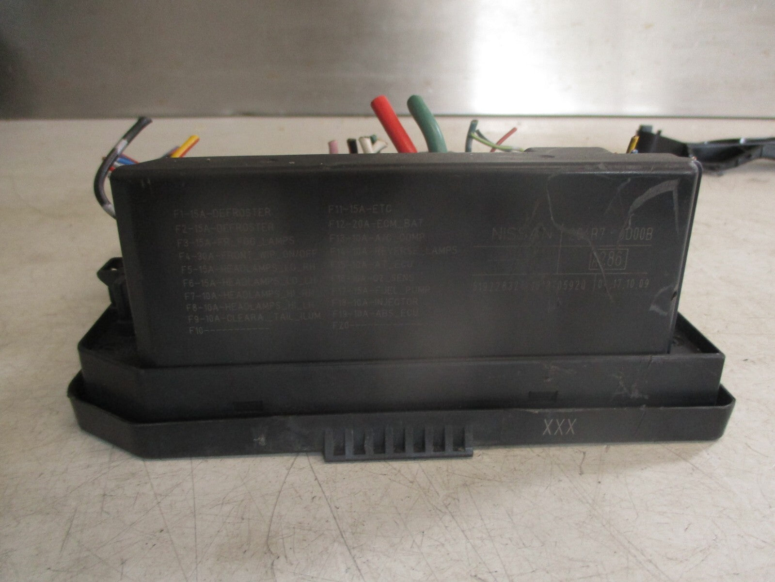 2010 NISSAN QASHQAI J10 1.5 DIESEL UNDER BONNET FUSE RELAY BOX