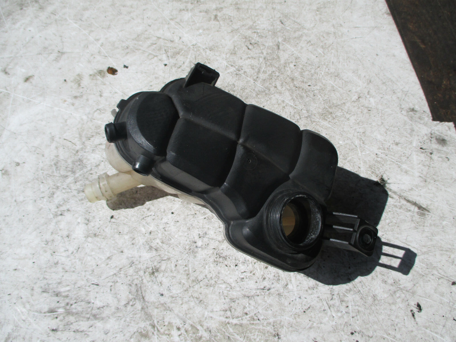 FORD S MAX 2007 2.0 DIESEL EXPANSION TANK COOLANT HEADER BOTTLE 6G91-8K218-D2L4A