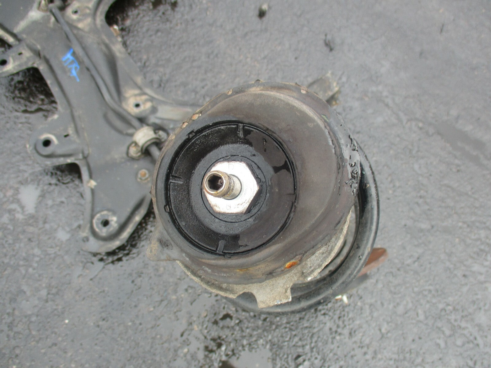FORD KA RU8 (MK2) 2008-2014 1.2 (169A.4.000) FRONT SUSPENSION HUBS CRADLE SHOCKS