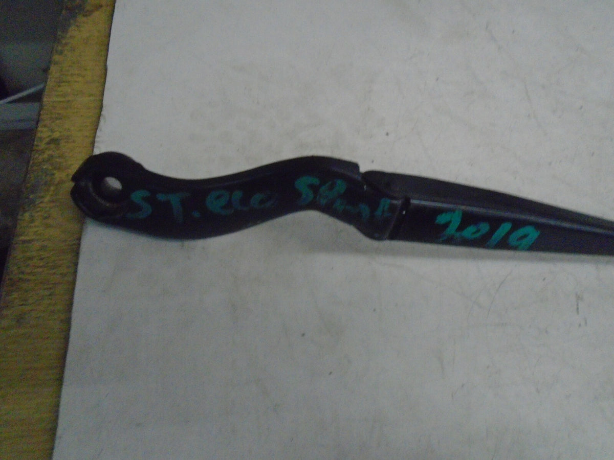 FORD ECO SPORT 2019 MK2 FRONT WINDSCREEN WIPER ARM CN1517527