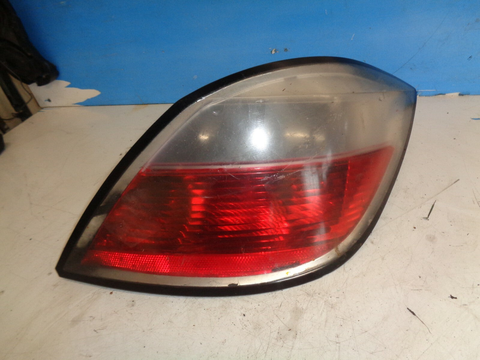 VAUXHALL ASTRA H MK5 OSR DRIVER SIDE REAR TAIL LIGHT 342691834