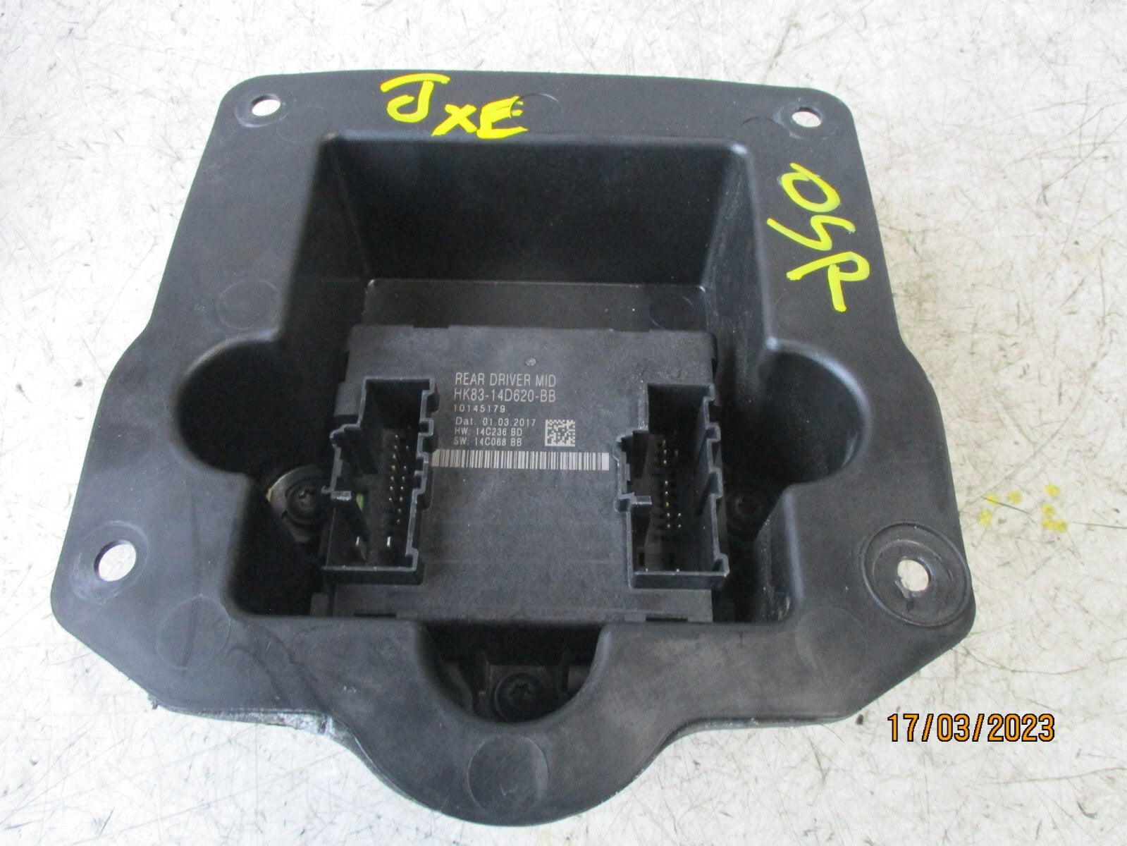 JAGUAR XE 2017 OSR DRIVER SIDE REAR DOOR CONTROL MODULE HK8314D620BB