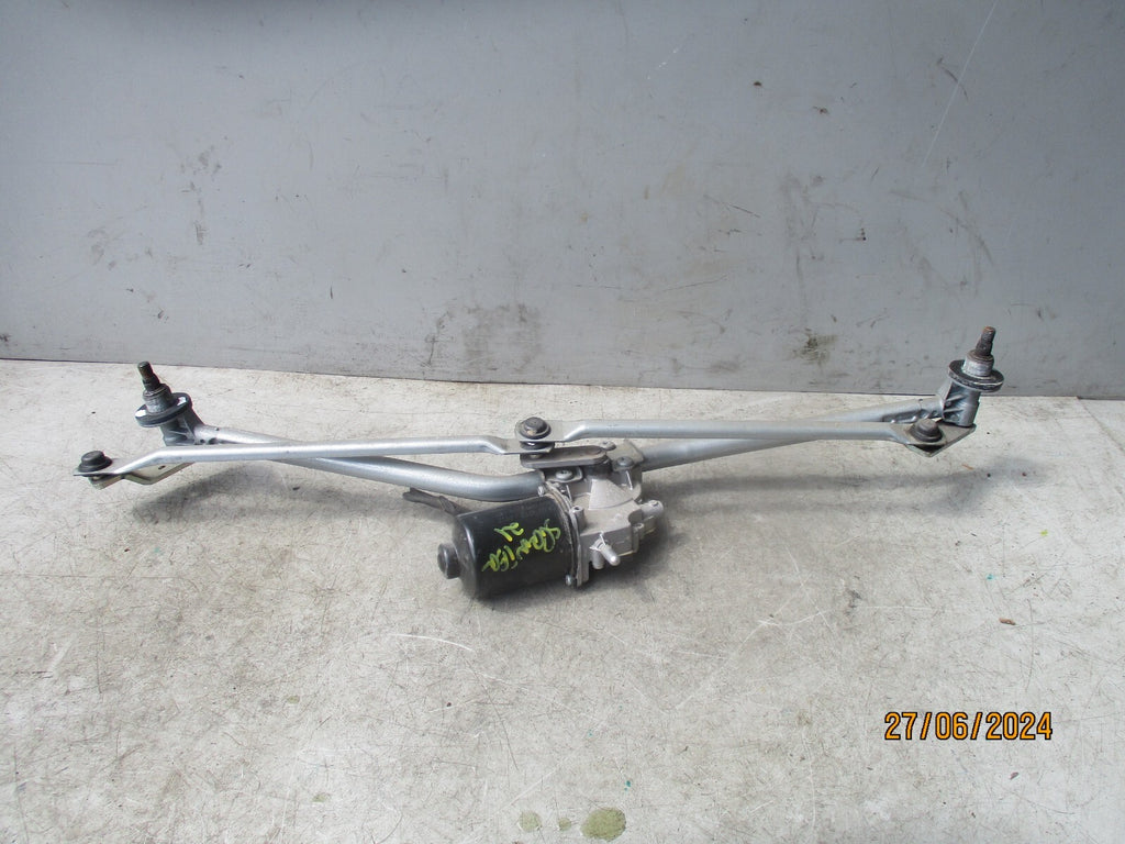 2021 MERCEDES SPRINTER W907 FRONT WINDSCREEN WIPER MOTOR LINKAGES A9108200500