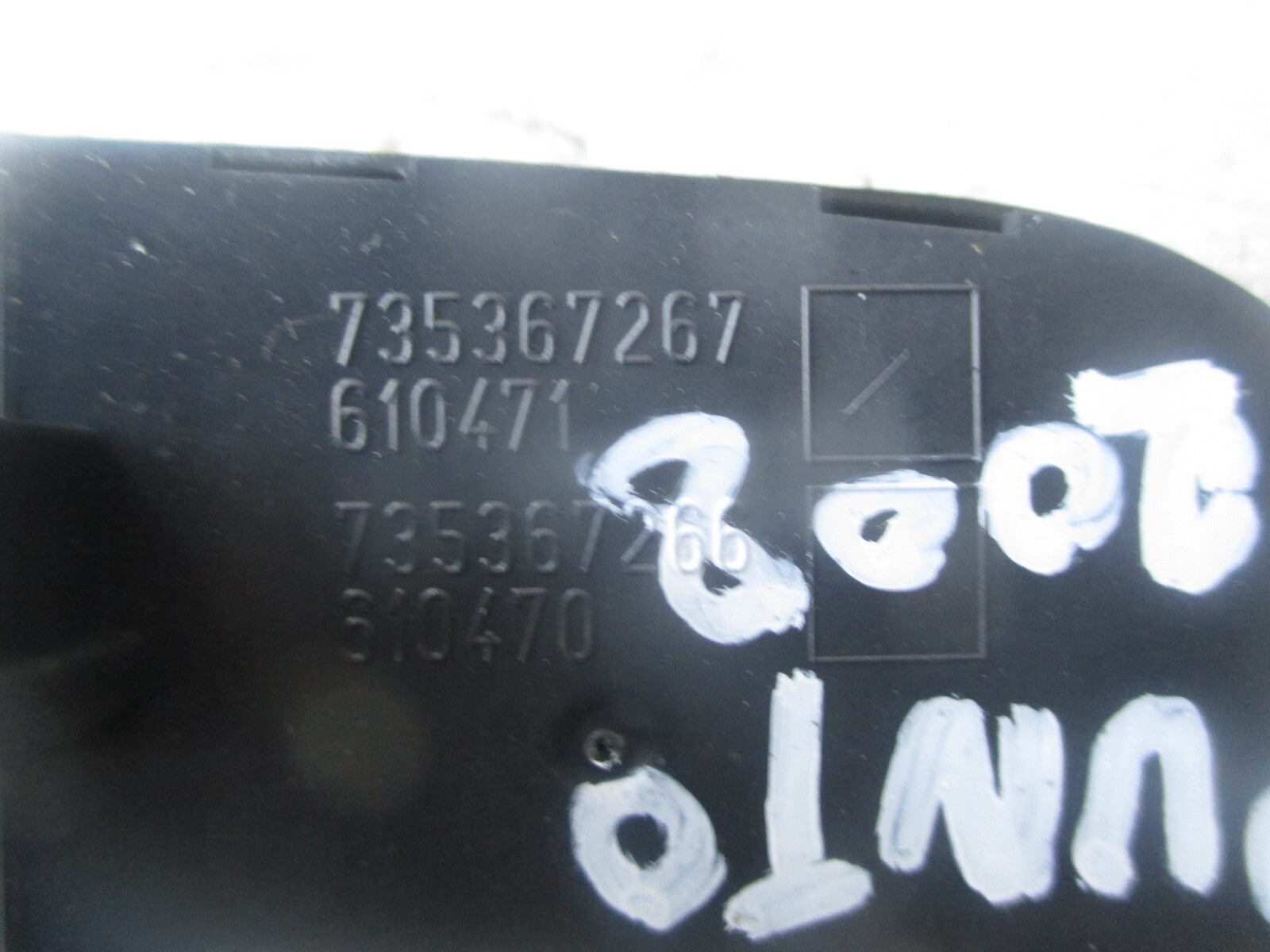 2008 FIAT GRANDE PUNTO HEADLIGHT ADJUSTMENT AND FOG LIGHT SWITCH 735367267