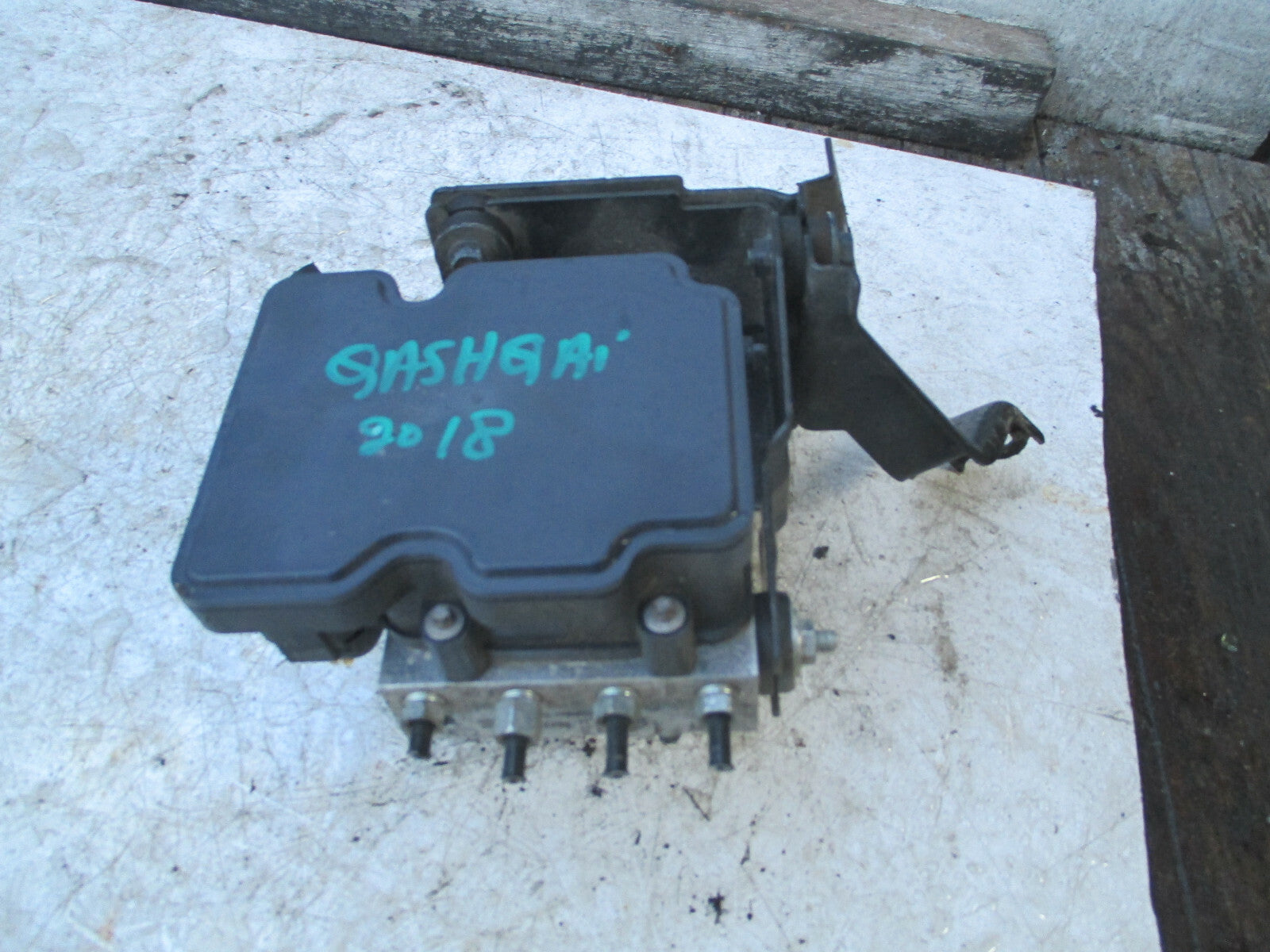 NISSAN QASHQAI J11 2018 1.5 DIESEL ABS PUMP & MODULE 47660HW60A