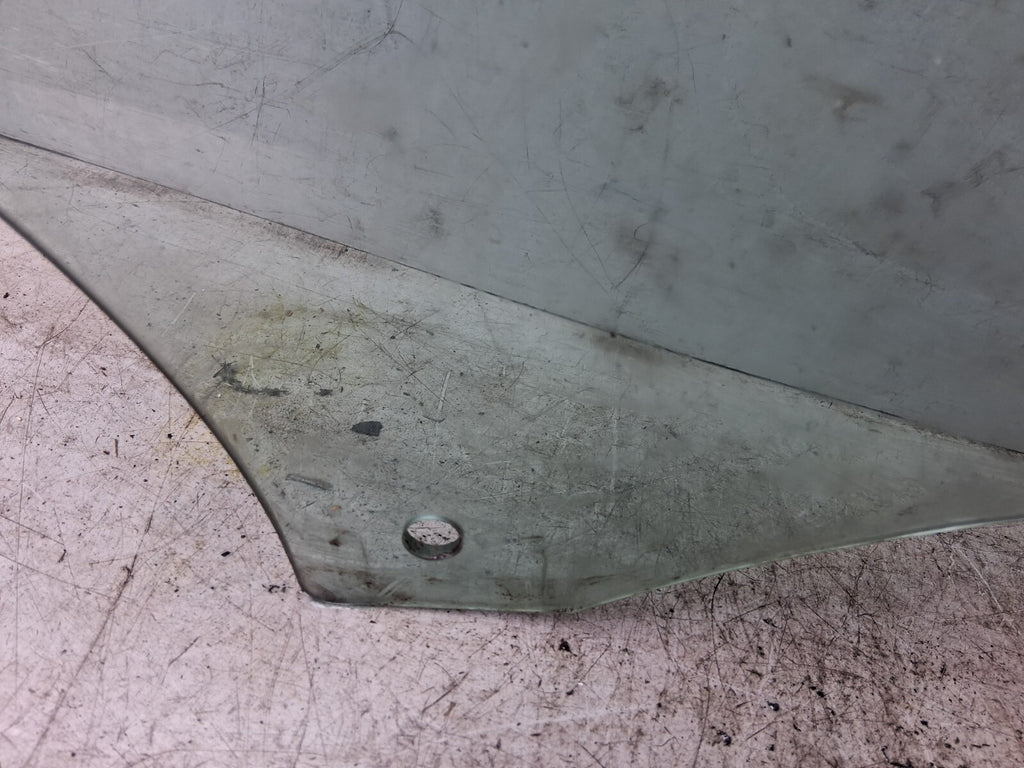 FORD MONDEO MK4 2008 OSF DRIVER SIDE FRONT RIGHT WINDOW GLASS 43R000589