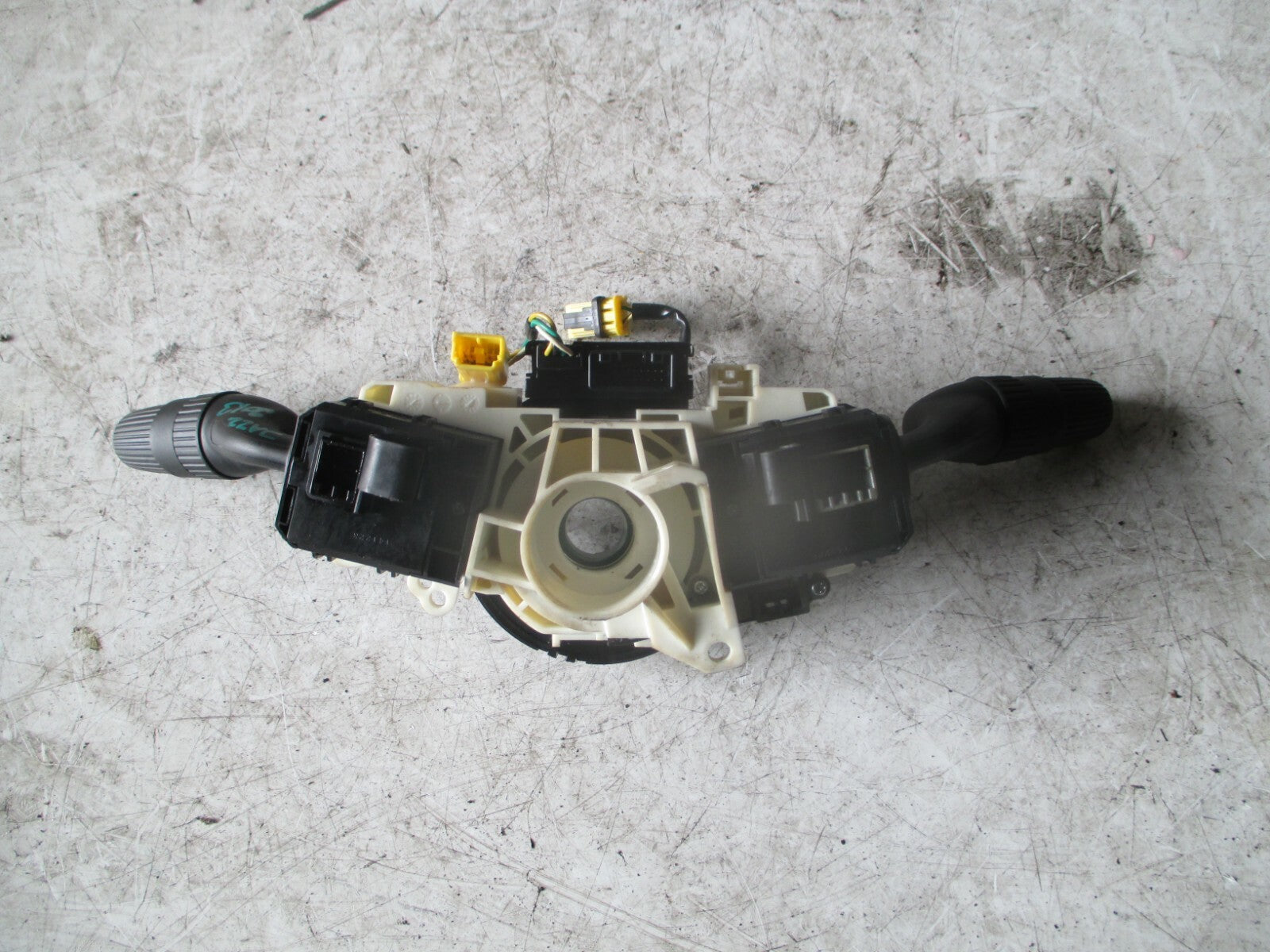 HONDA JAZZ 2013 MK3 INDICATOR AND WIPER SWITCH STALK 35250TF0H511