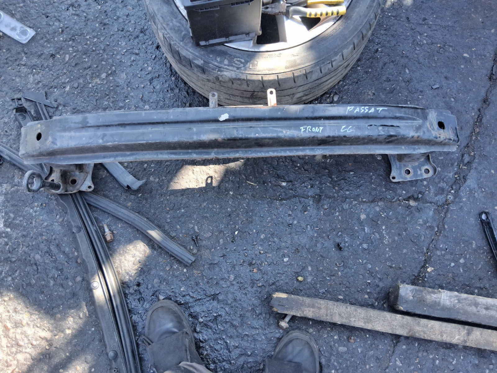 2012 VW VOLKSWAGEN PASSAT CC FRONT BUMPER CRASH BAR REINFORCEMENT BAR