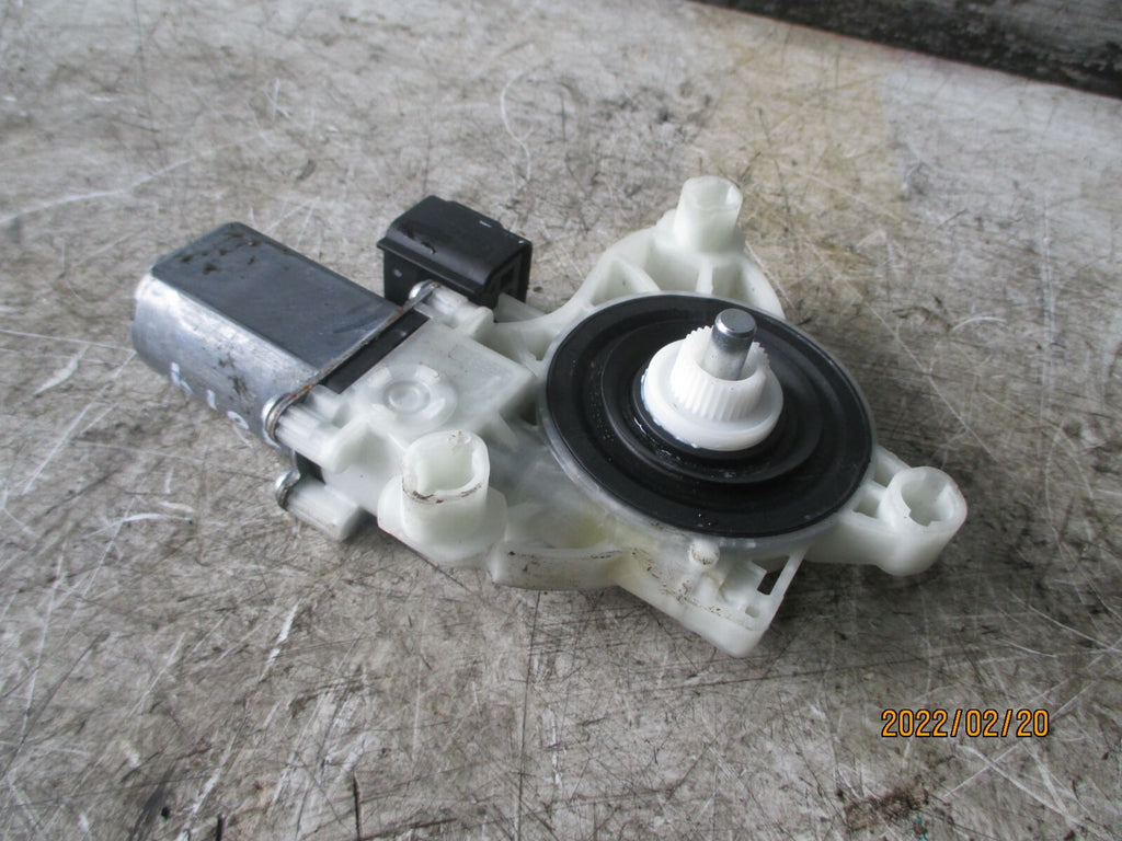 FORD FIESTA MK8 2019 OSF DRIVER SIDE FRONT WINDOW MOTOR A75655111