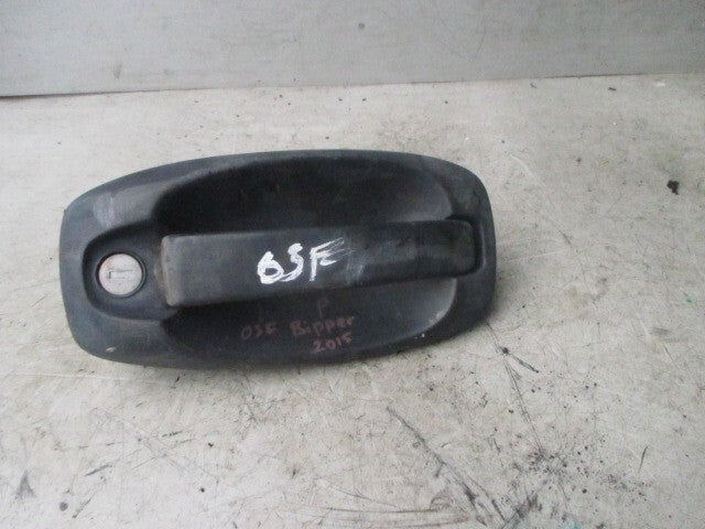 2015 PEUGEOT BIPPER OSR DRIVERS SIDE REAR DOOR HANDLE 242559
