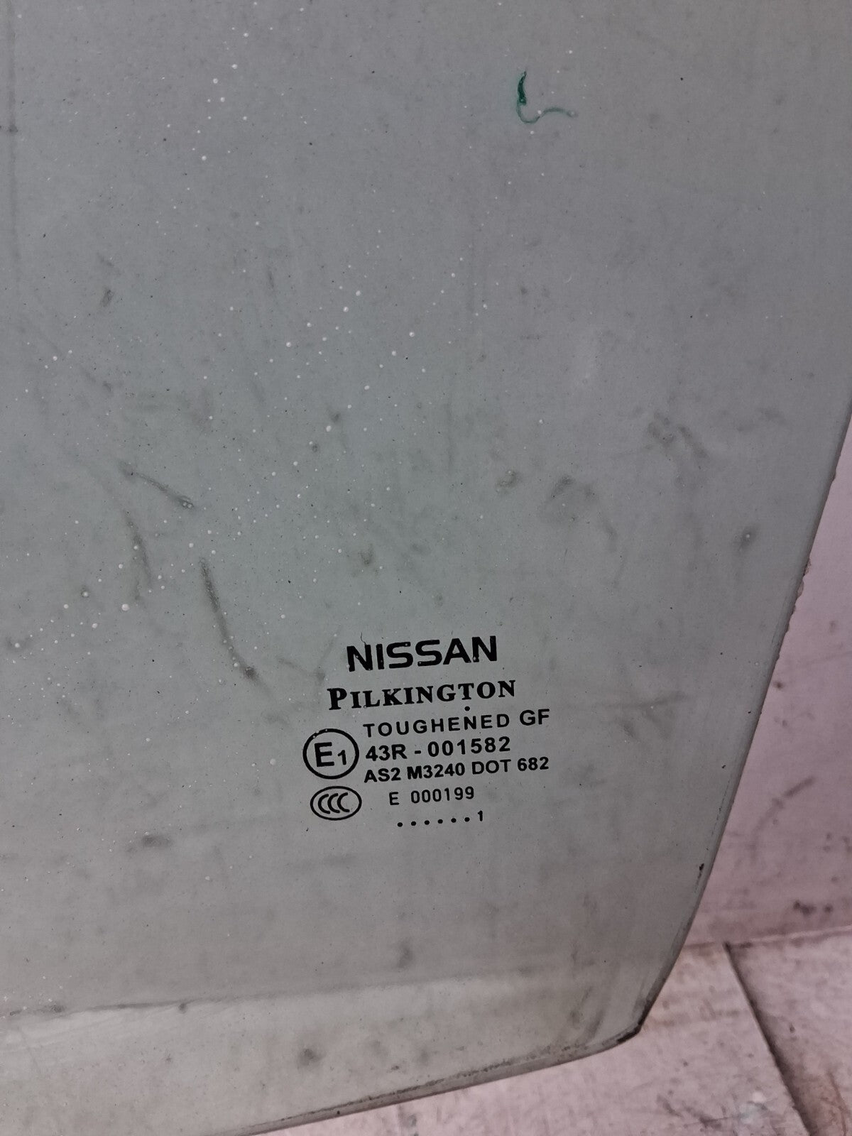 2012 NISSAN QASHQAI J10 NSF PASSENGER SIDE FRONT LEFT WINDOW GLASS 43R001582