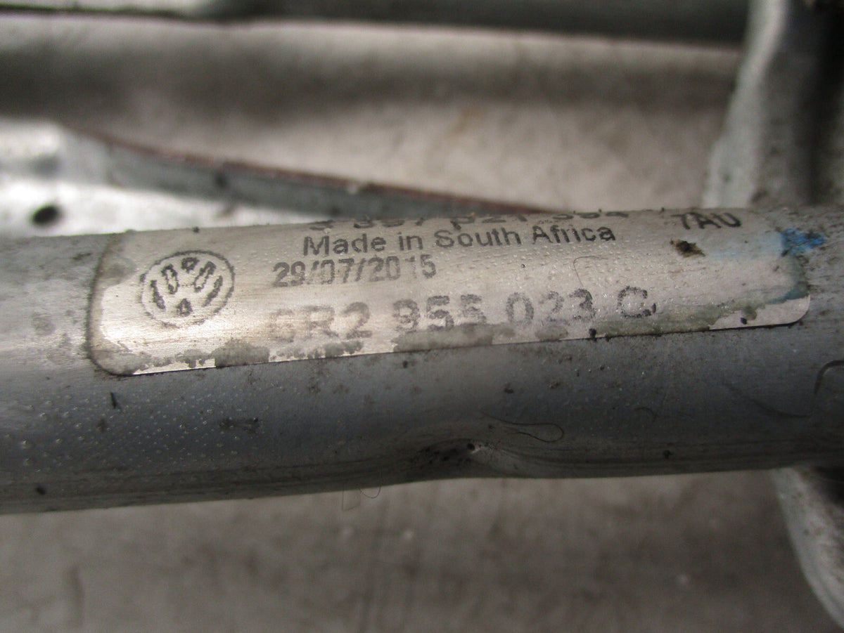 2016 VOLKSWAGEN POLO MK5 FRONT WINDSCREEN WIPER MOTOR & LINKAGE 6R2955023C