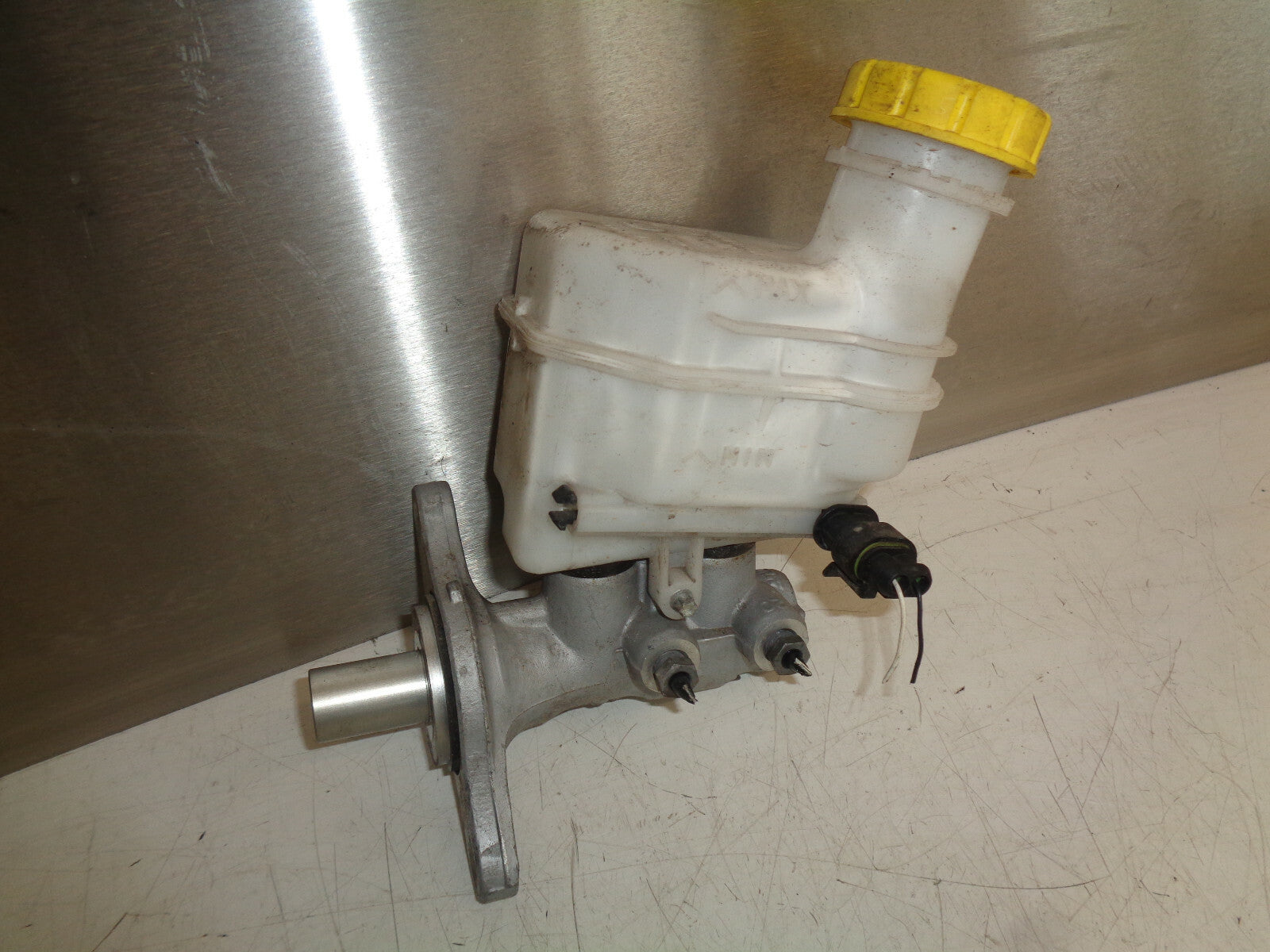 FORD KA MK2 2015 1.2 PETROL BRAKE MASTER CYLINDER 32069666