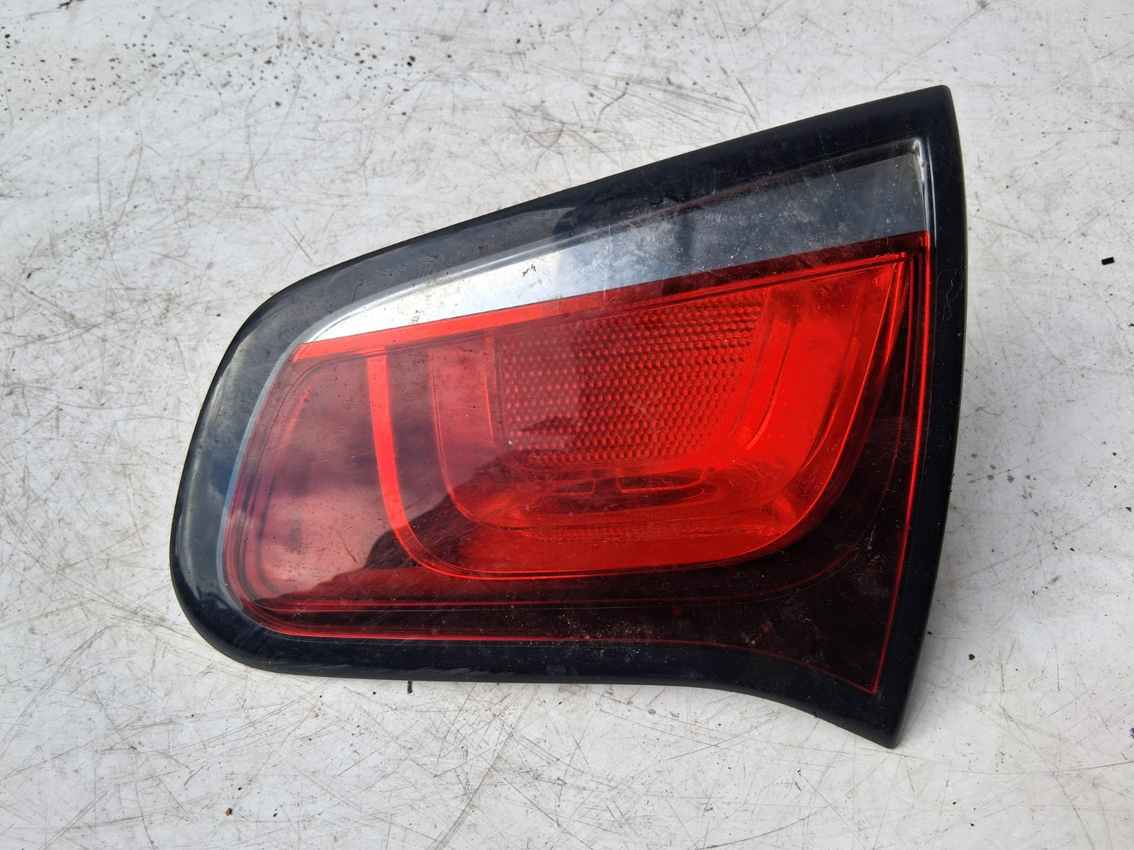 2015 CITROEN C3 OSR DRIVER SIDE REAR INNER TAIL LIGHT 9685225480