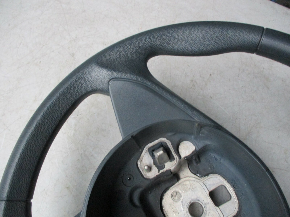 FORD KA MK2 2014 3 SPOKE PLASTIC STEERING WHEEL 61990120A