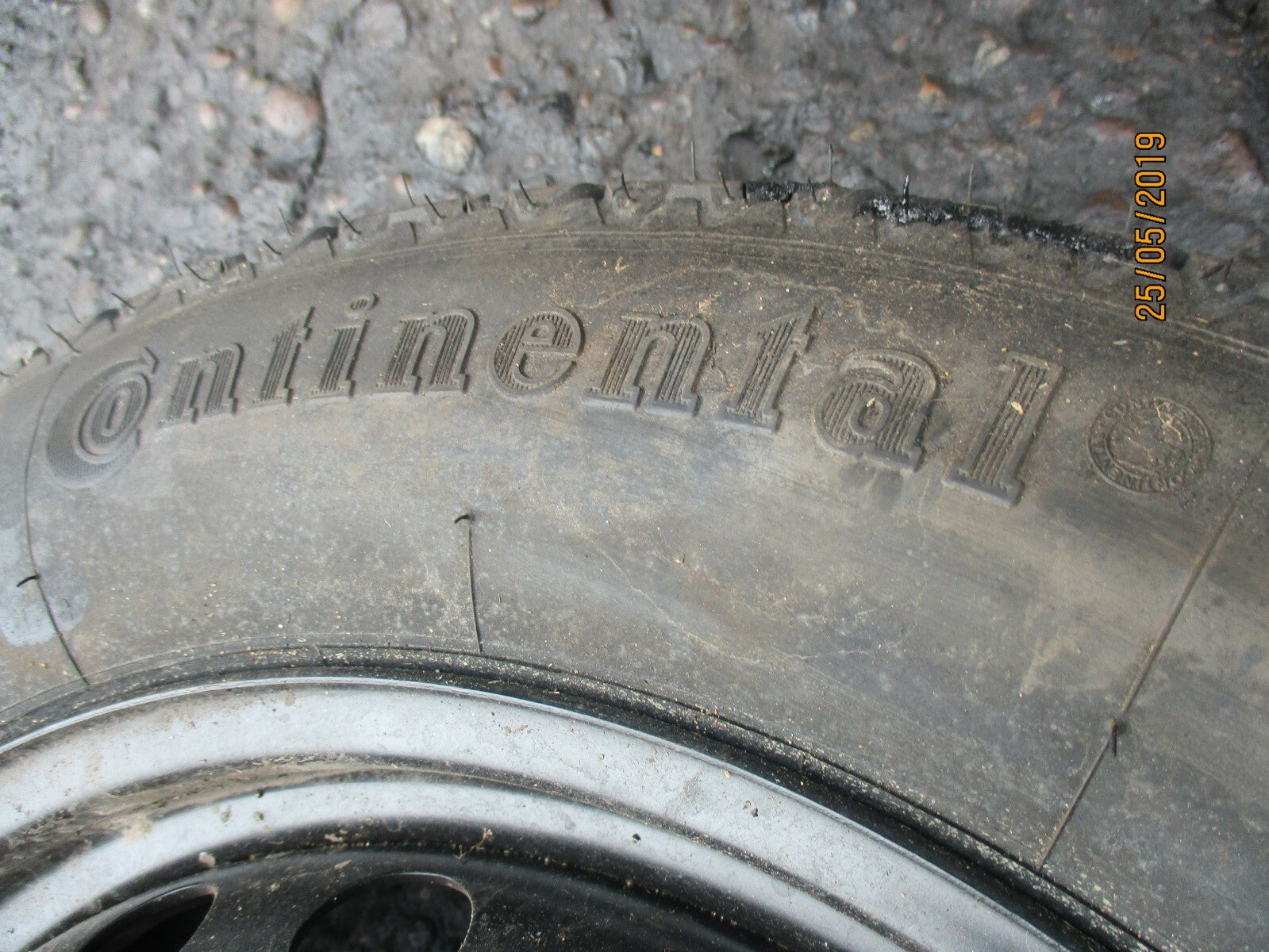 MERCEDES C CLASS CLK 5 STUD 16 INCH SPACE SAVER WHEEL CONTINENTAL 125/90 R16