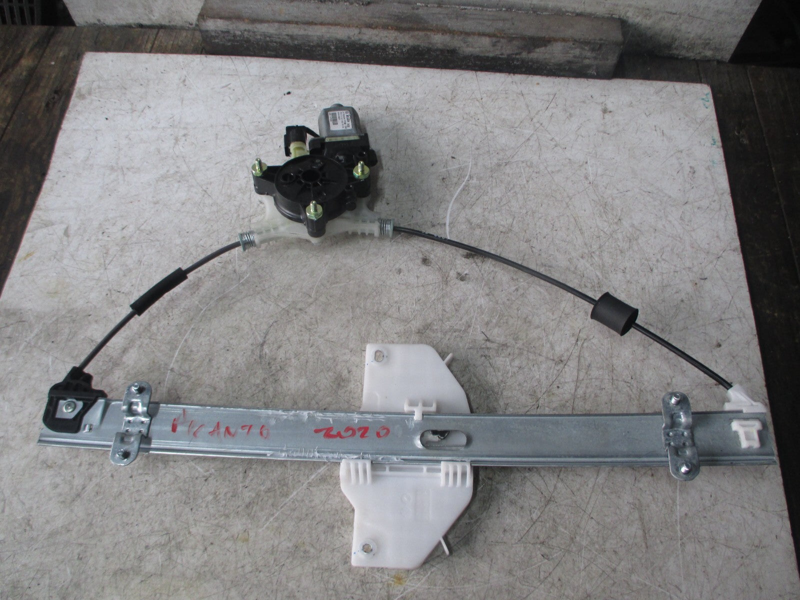 KIA PICANTO MK3 2020 NSF PASSENGER FRONT SIDE WINDOW MOTOR REGULATOR
