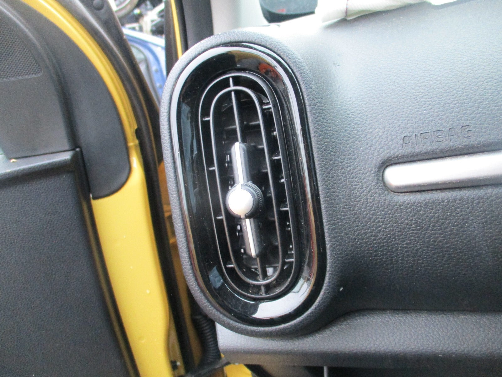 2023 KIA PICANTO MK3 JA NSF PASSENGER SIDE FRONT DASHBOARD AIR VENT